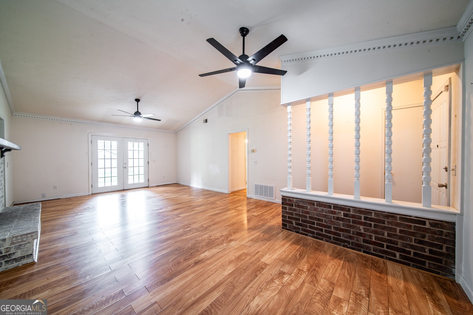 7642 Crescent Drive Columbus - 13