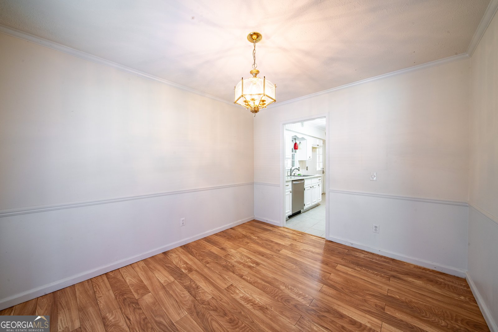 7642 Crescent Drive Columbus - 23