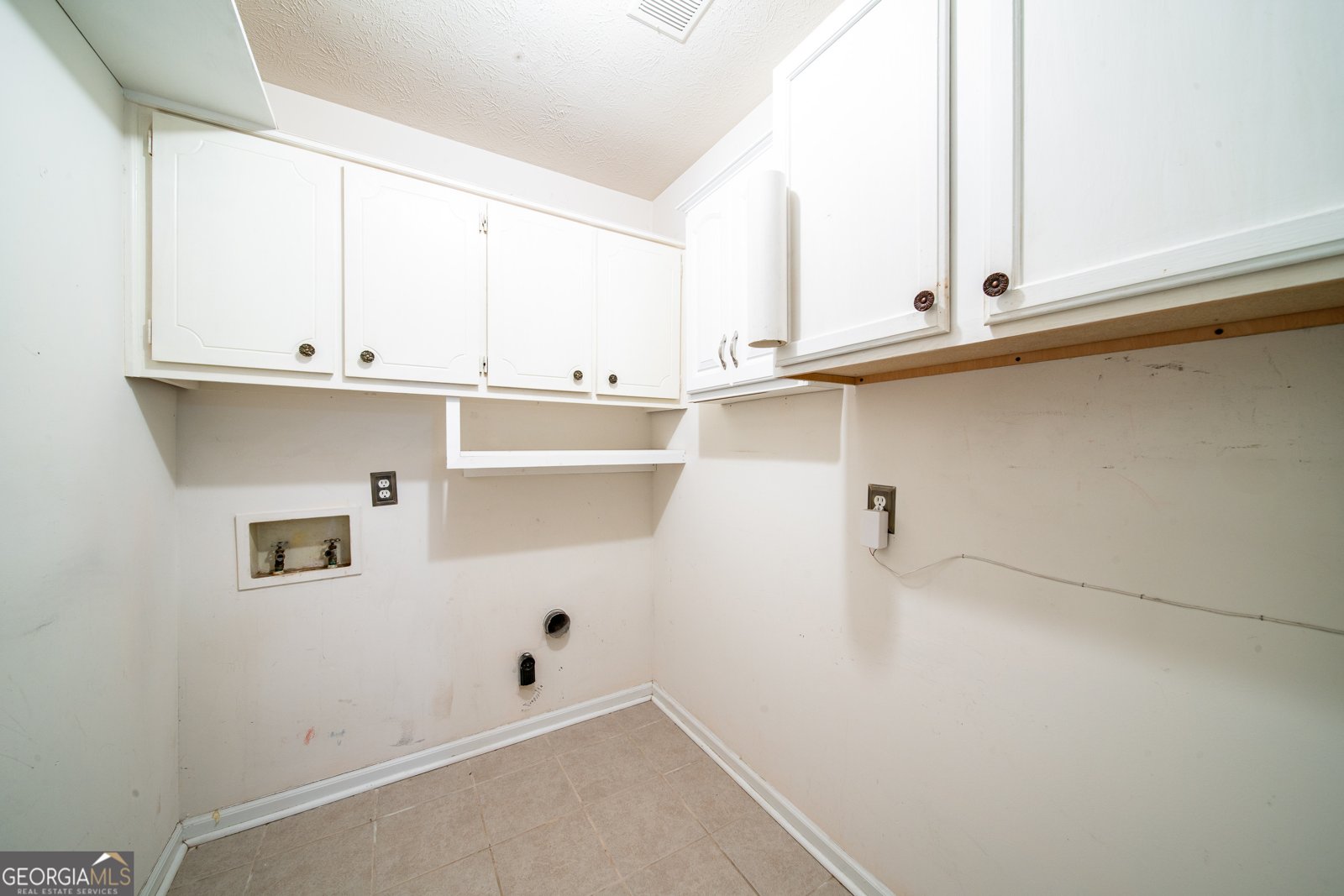 7642 Crescent Drive Columbus - 24