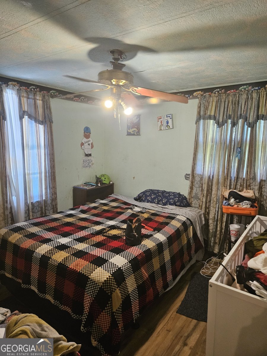 606 Davis Street Sylvania - 6