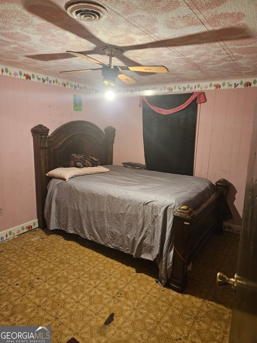 606 Davis Street Sylvania - 8