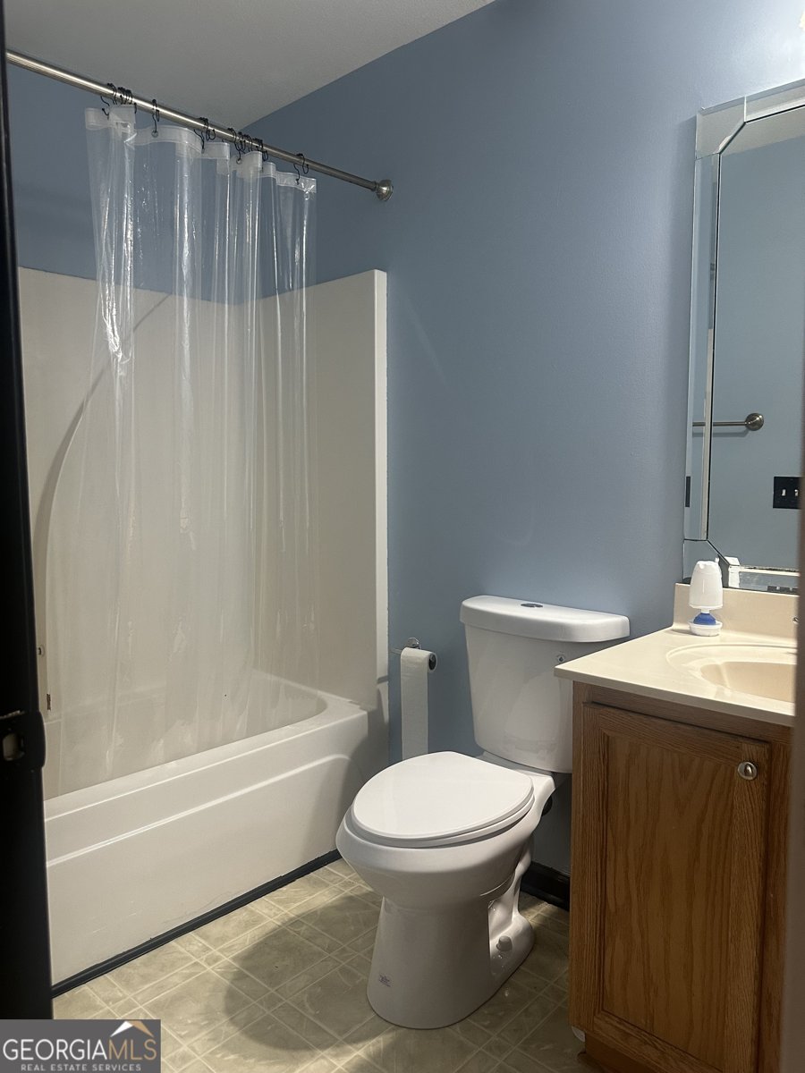 393 MACLAND DR LAWRENCEVILLE - 24