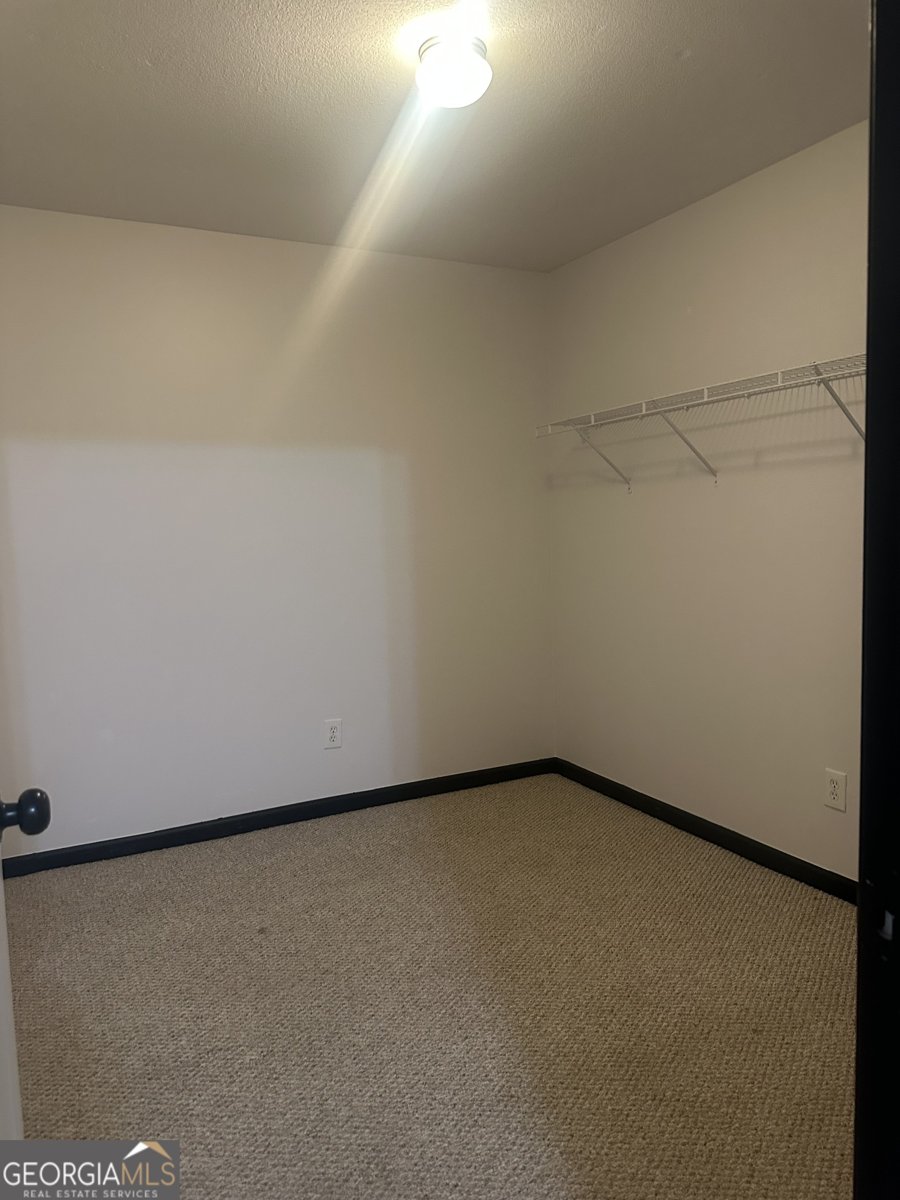 393 MACLAND DR LAWRENCEVILLE - 4