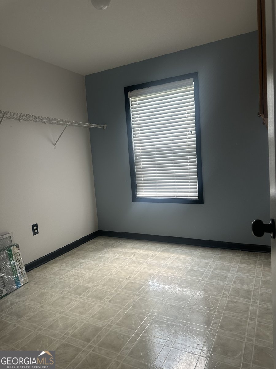 393 MACLAND DR LAWRENCEVILLE - 5