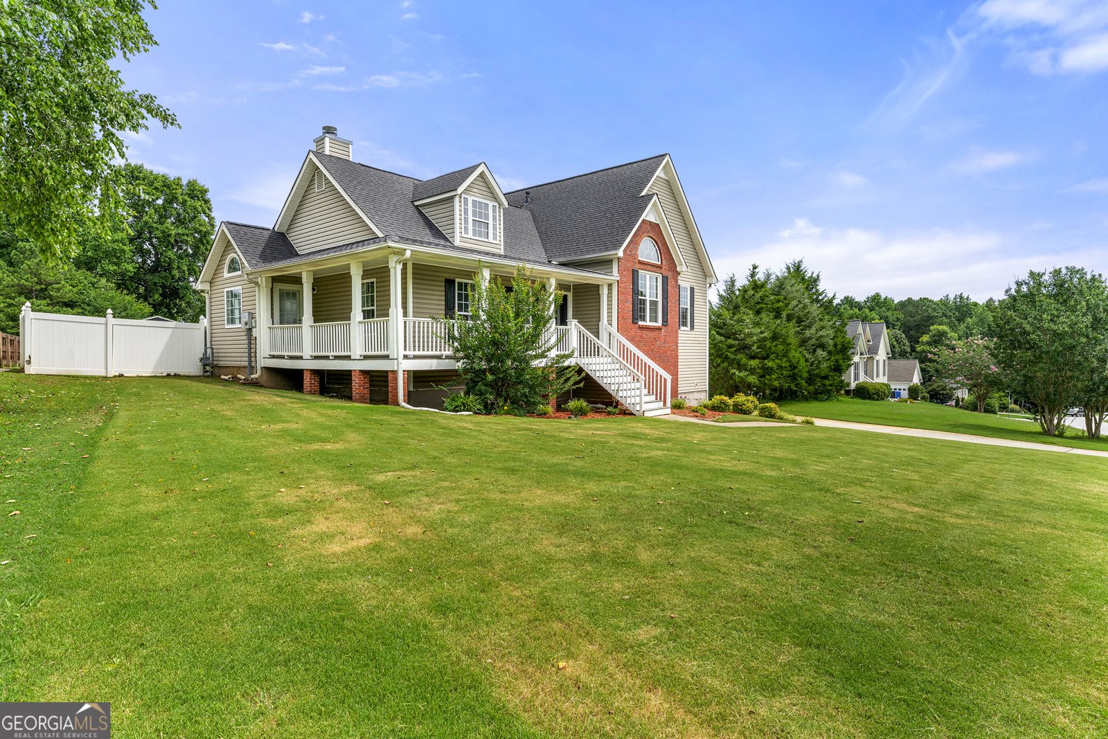 71 Barrington Drive Hiram - 1