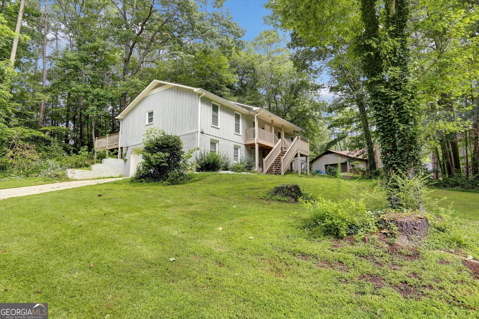 537 Raven Springs Trail Stone Mountain - 1