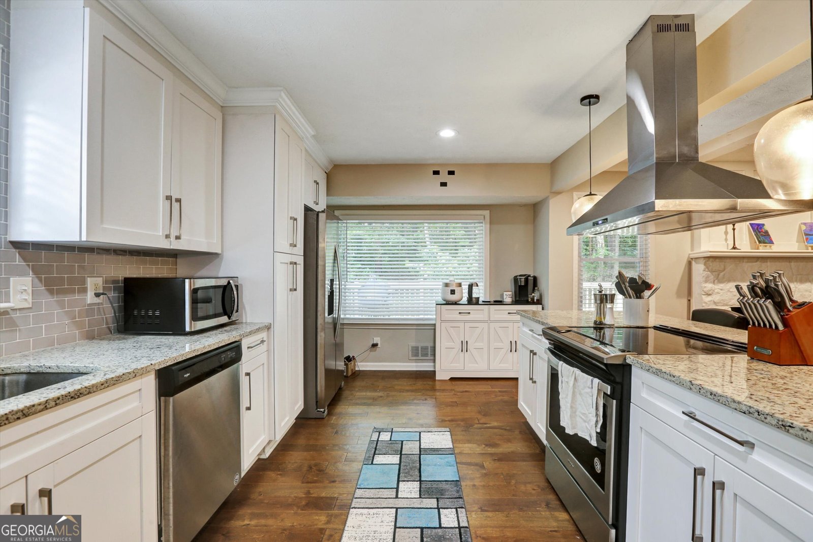 537 Raven Springs Trail Stone Mountain - 12