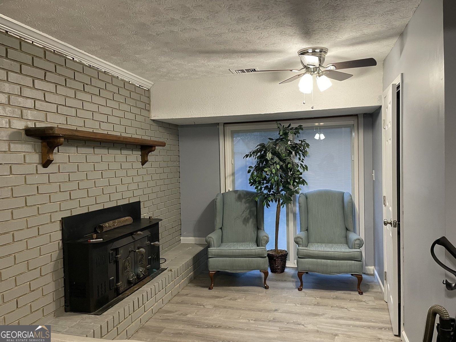 3592 Charlotte Drive Rex - 3