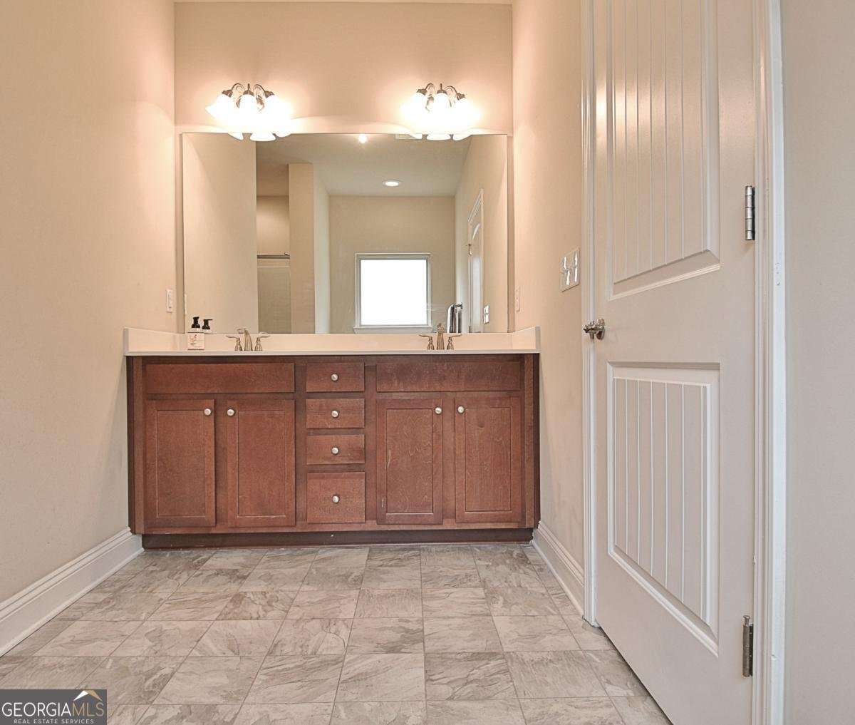 862 Crescent Lane Griffin - 1