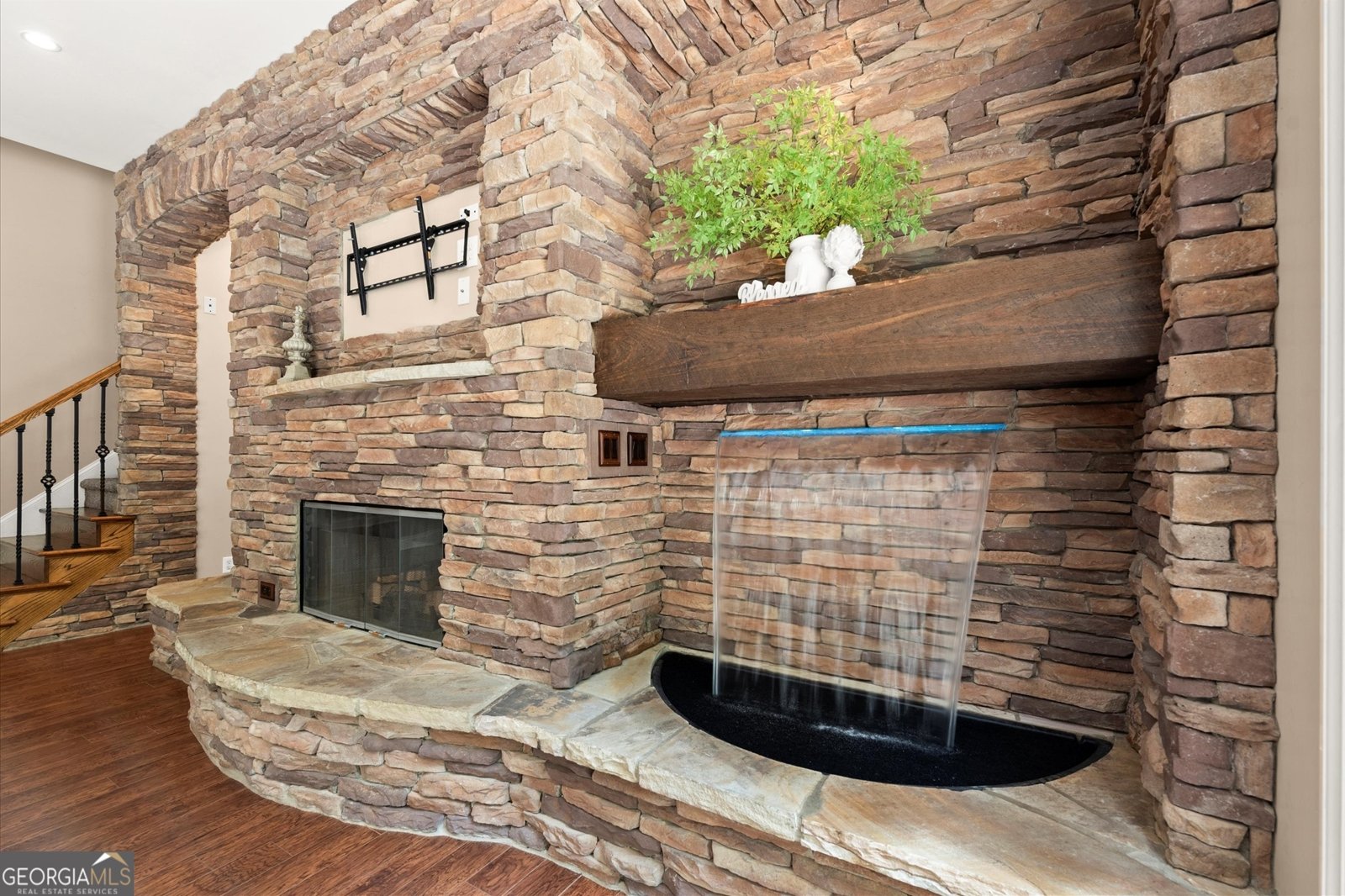 1065 Beacon Hill Crossing Alpharetta - 14