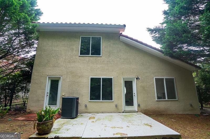 128 Garden Stockbridge - 11