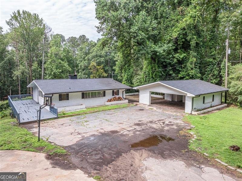 8035 ROCKBRIDGE Road Lithonia - 1