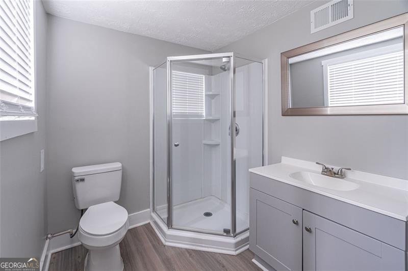 8035 ROCKBRIDGE Road Lithonia - 22