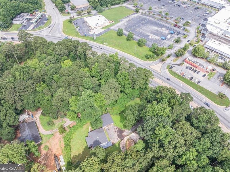 8035 ROCKBRIDGE Road Lithonia - 34