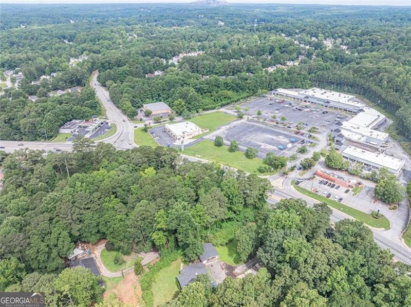 8035 ROCKBRIDGE Road Lithonia - 36