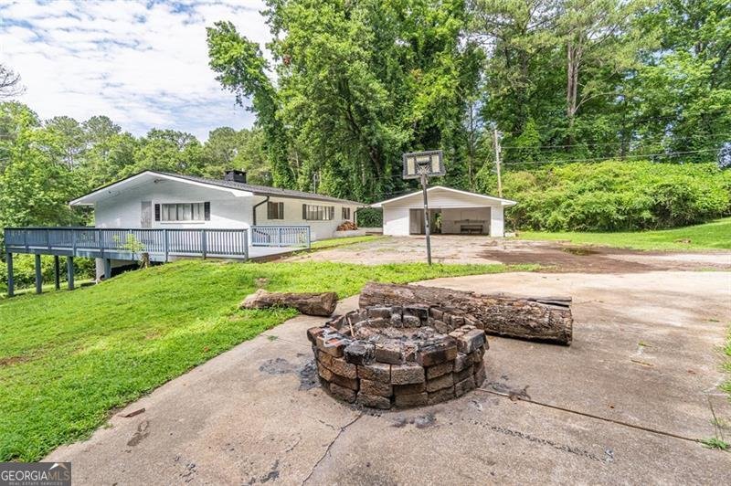 8035 ROCKBRIDGE Road Lithonia - 4