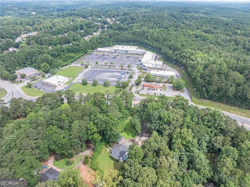 8035 ROCKBRIDGE Road Lithonia - 40