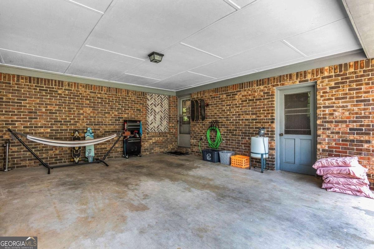2532 Millbrook Drive Snellville - 28