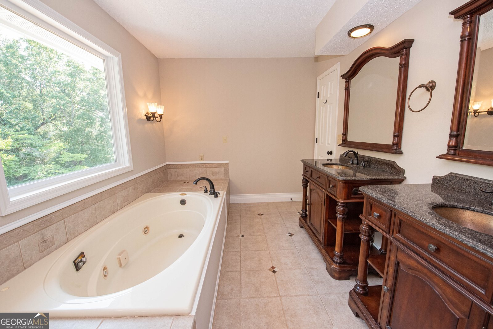 107 Shadowood Drive Warner Robins - 4
