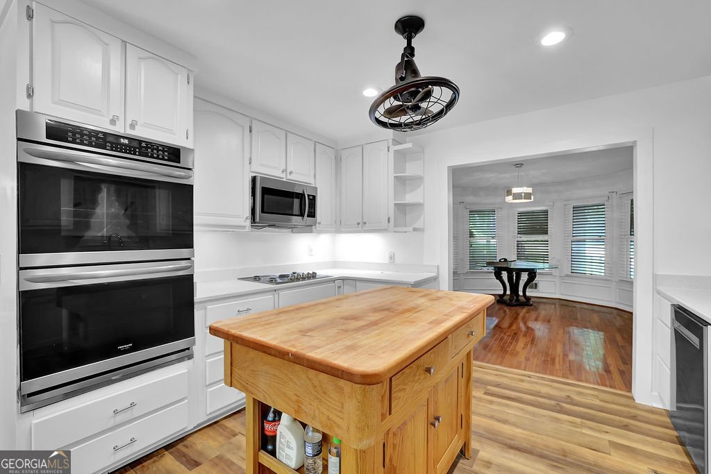 402 Leslie Court Woodstock - 13
