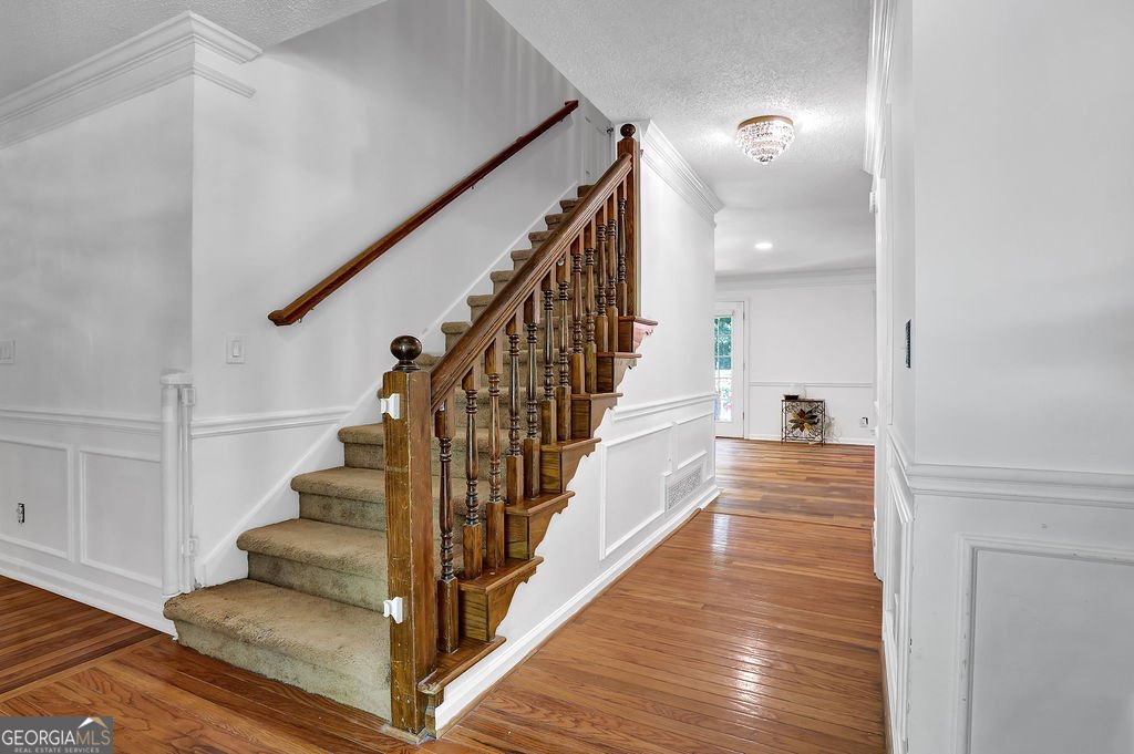 402 Leslie Court Woodstock - 15