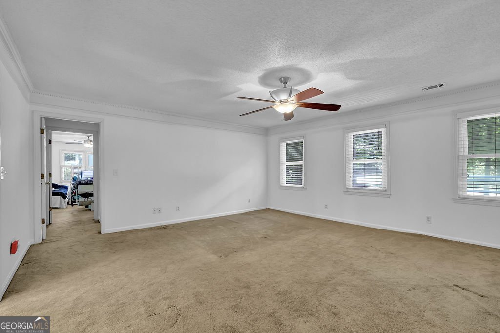 402 Leslie Court Woodstock - 27