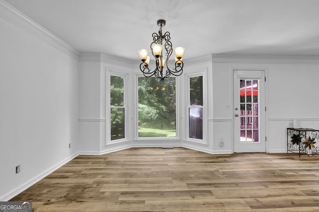 402 Leslie Court Woodstock - 9