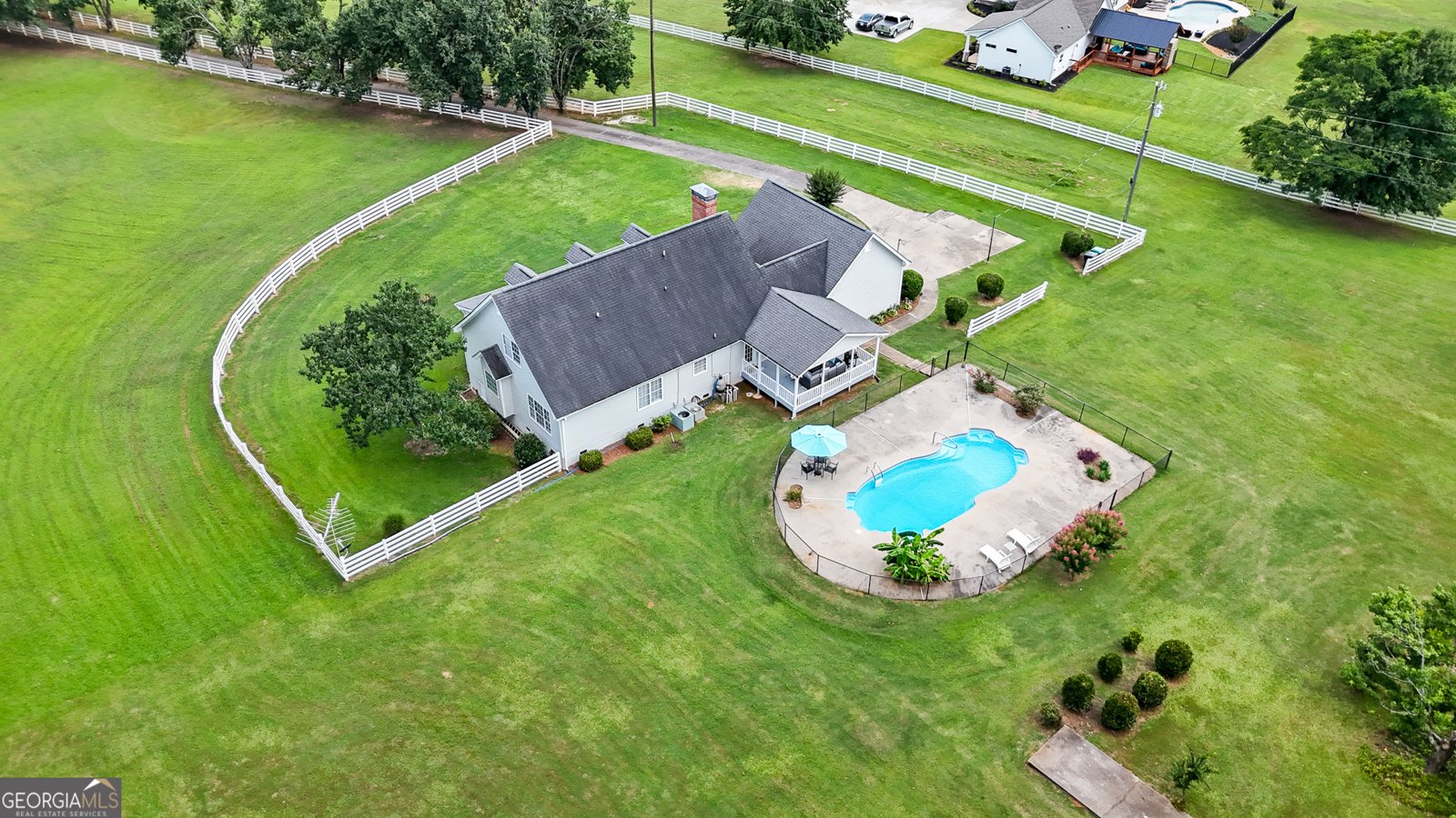 310 Trestle Road Locust Grove - 40