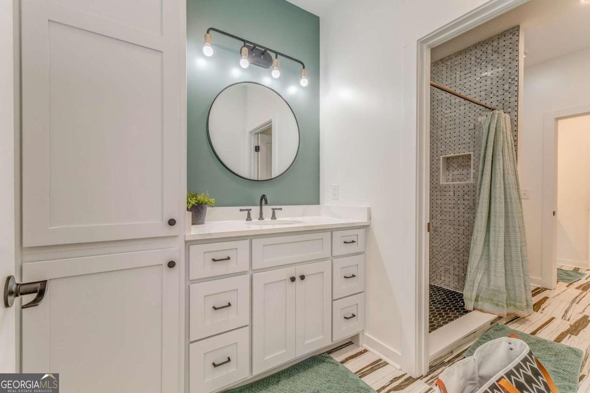 318 Quail Hollow Drive Sugar Valley - 66