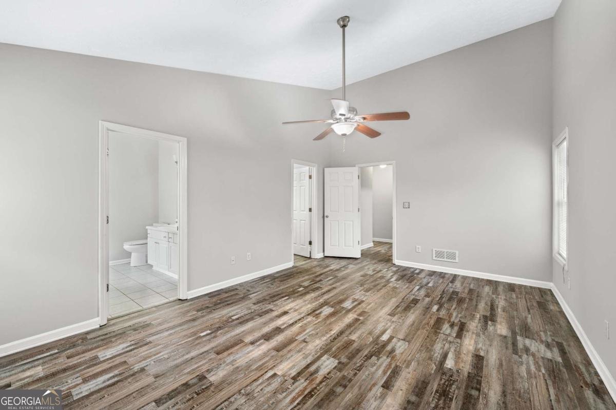 505 Saddle Ridge Drive Bethlehem - 17