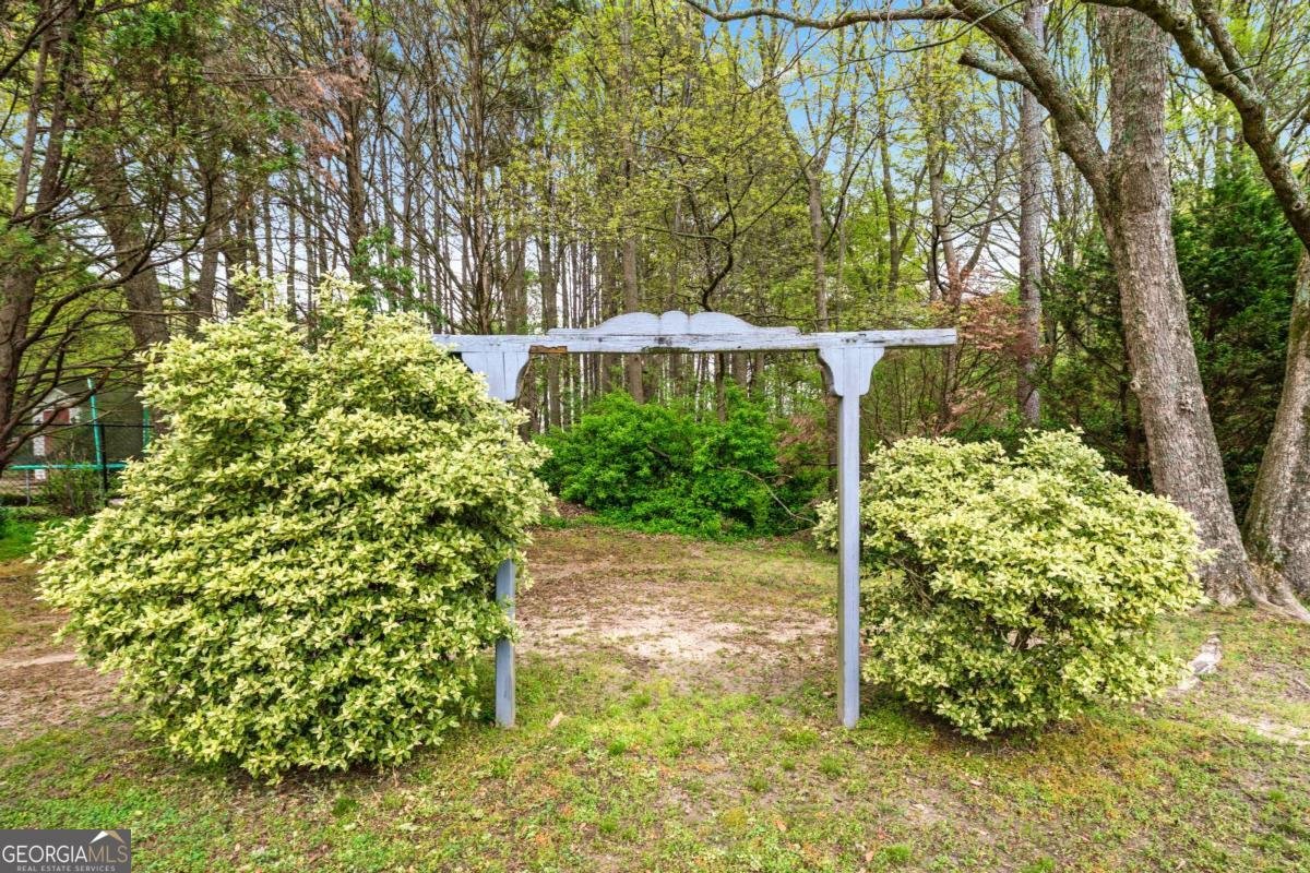 505 Saddle Ridge Drive Bethlehem - 34