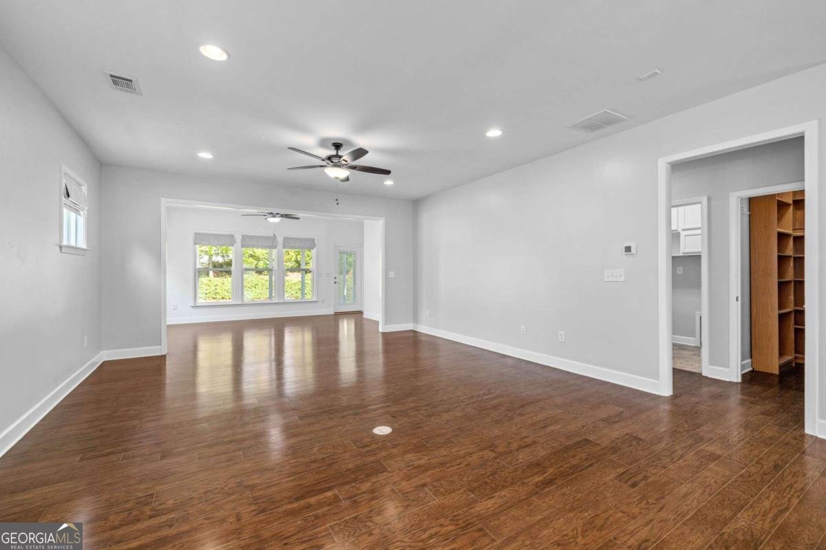 902 Coffee Berry Court Griffin - 16