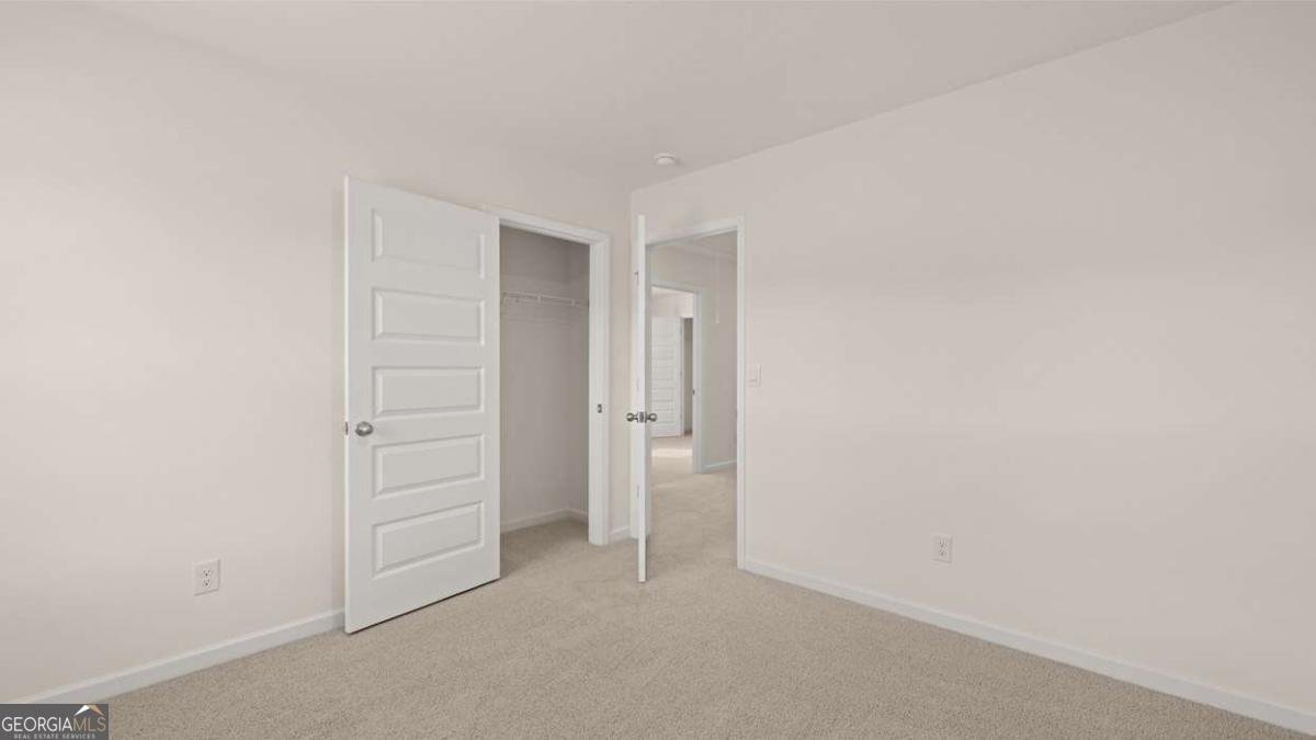 205 SILVER MOON Drive Loganville - 32