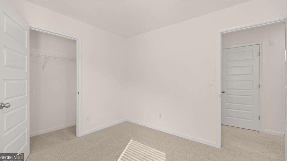 205 SILVER MOON Drive Loganville - 36