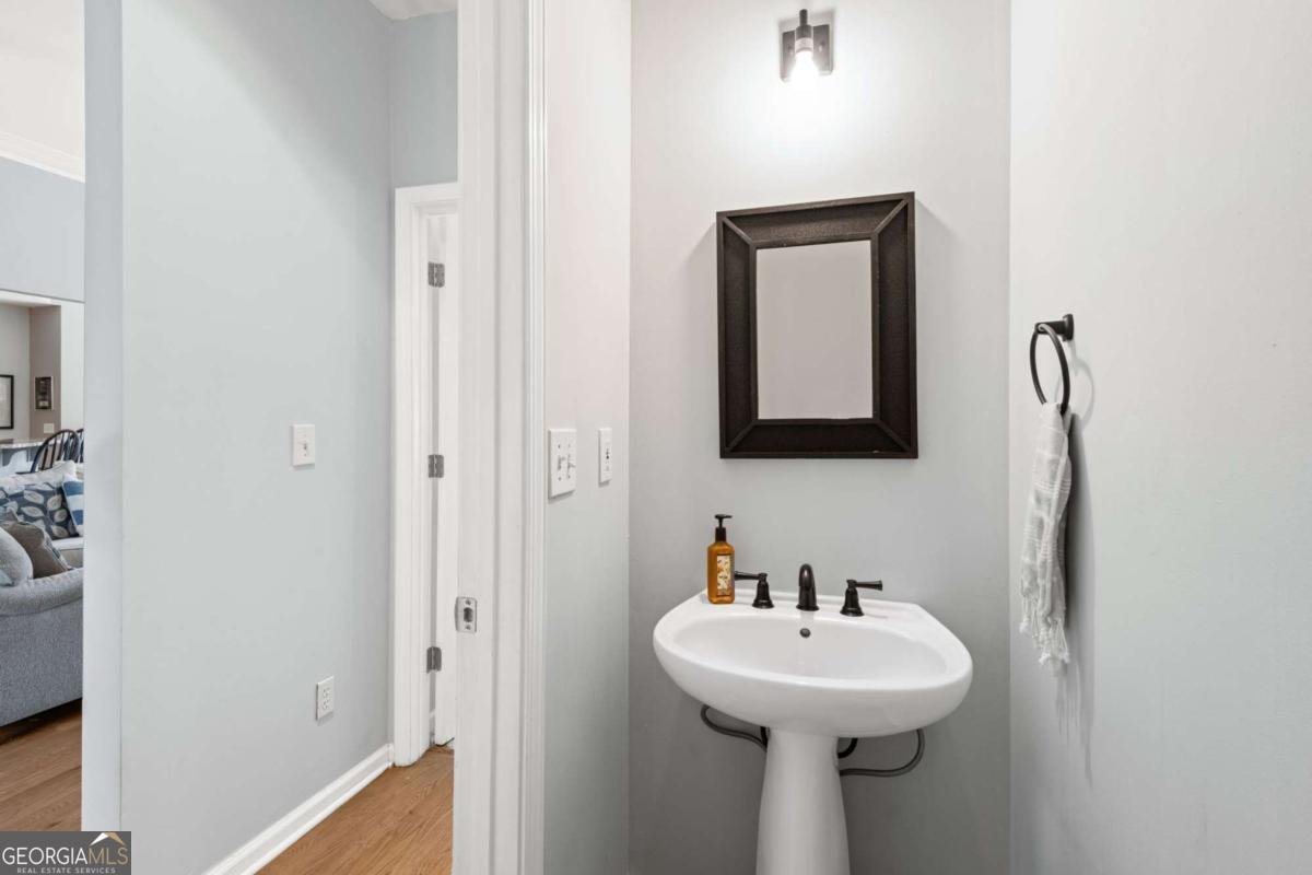 644 Northumberland Drive Milton - 25