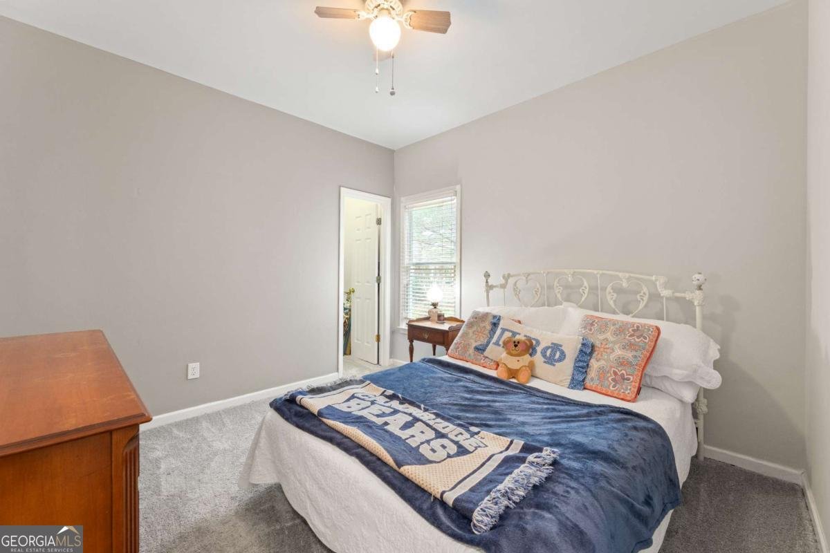644 Northumberland Drive Milton - 32