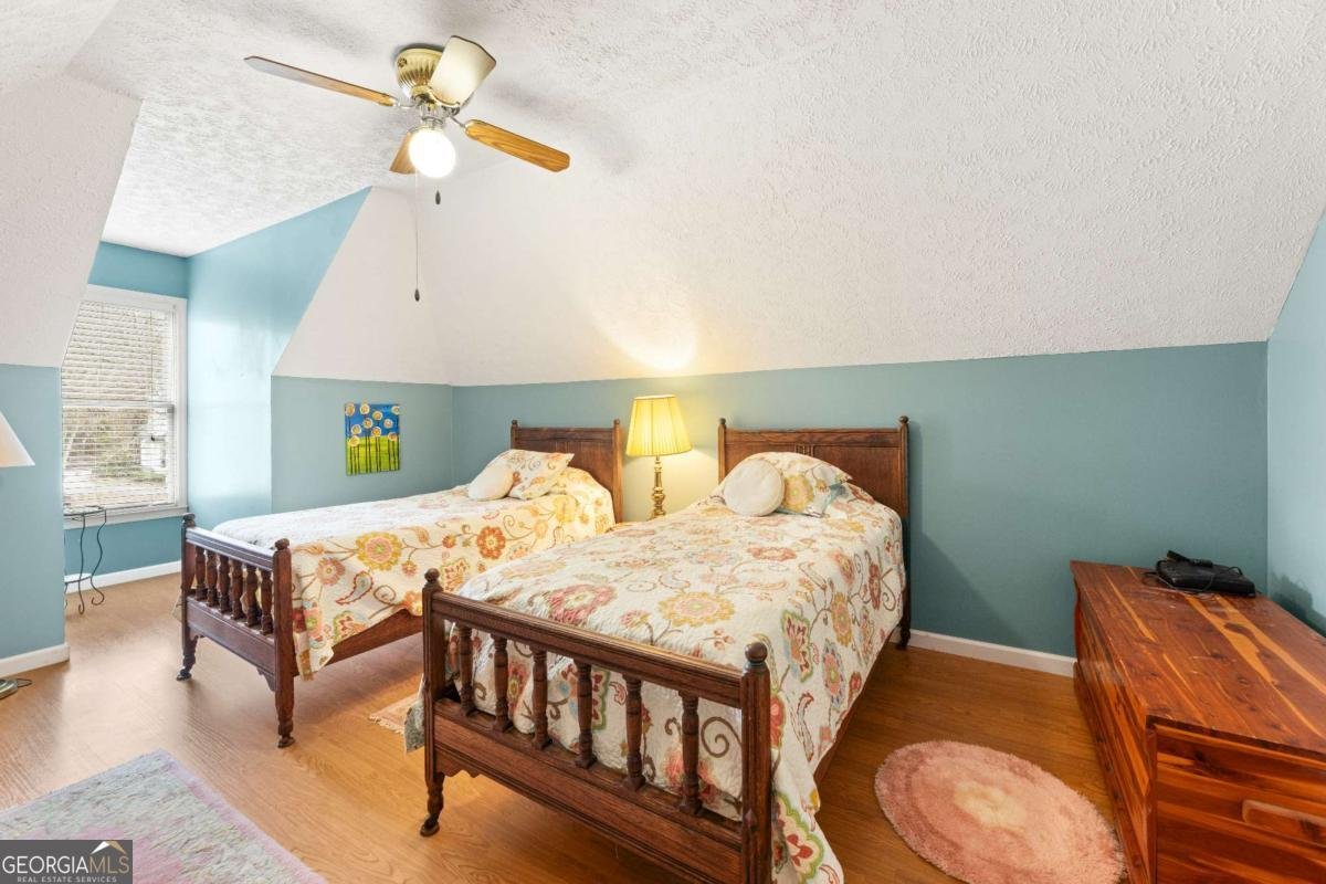 644 Northumberland Drive Milton - 38