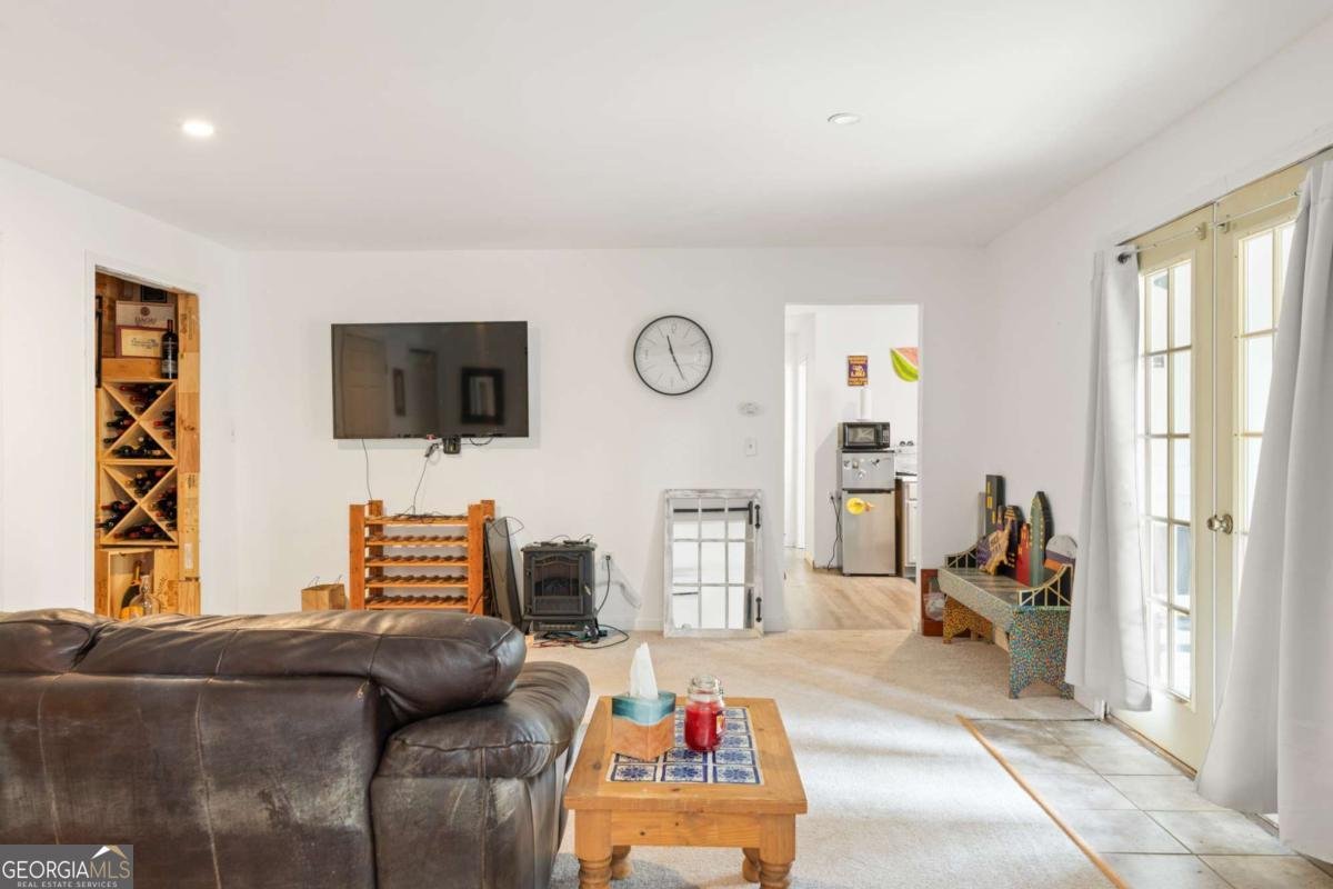 644 Northumberland Drive Milton - 43