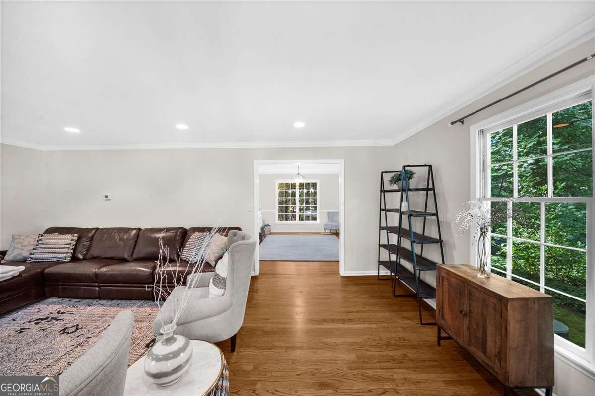 245 Spalding Drive Atlanta - 10