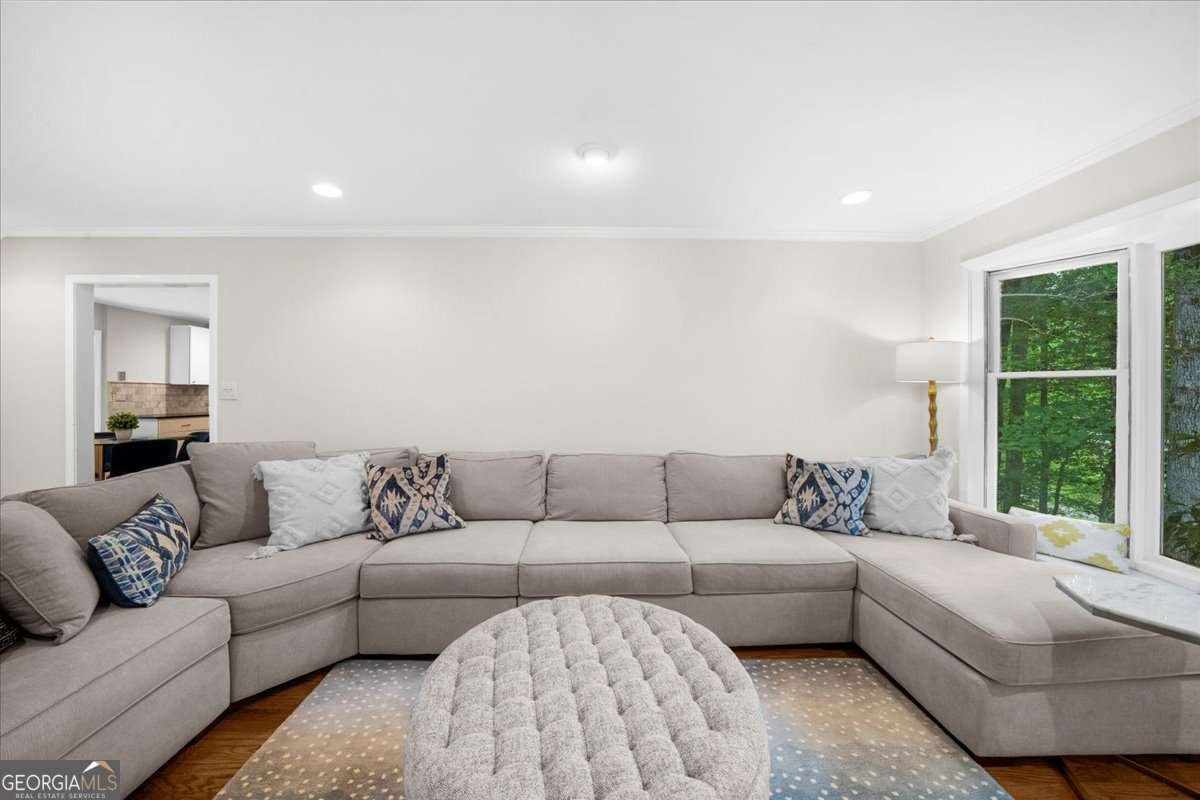 245 Spalding Drive Atlanta - 24