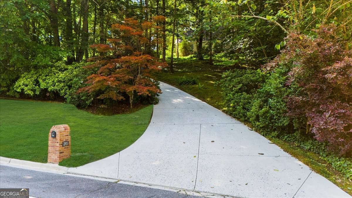 245 Spalding Drive Atlanta - 3