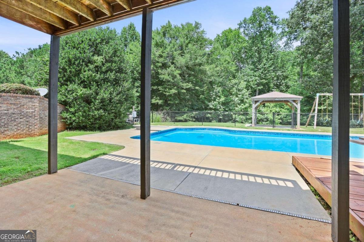 230 Hummingbird Court Hampton - 39