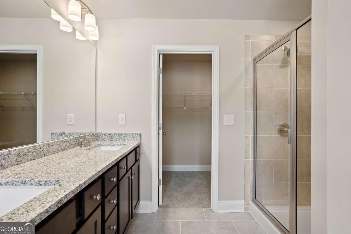 7256 Millbrae Walk Flowery Branch - 11
