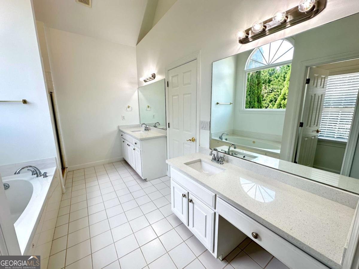 1805 Hunters Moon Drive Alpharetta - 33