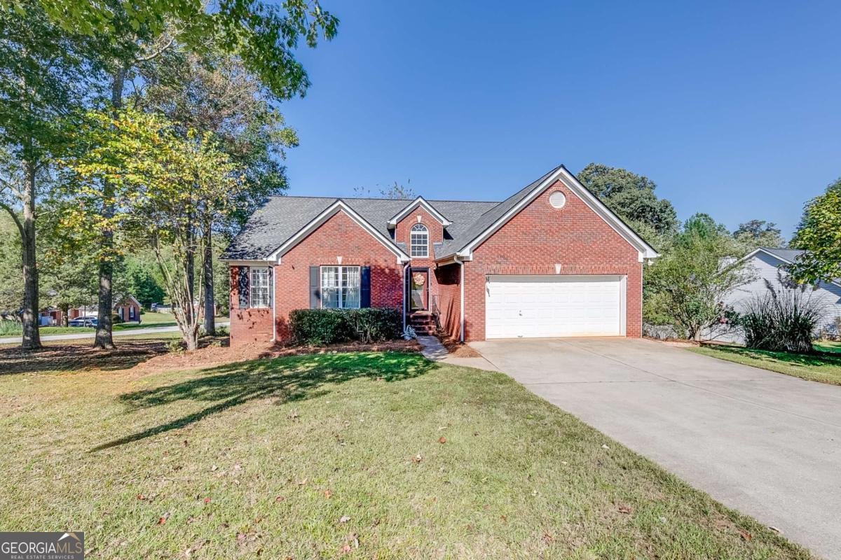 75 Jackson Park Drive Hoschton - 1