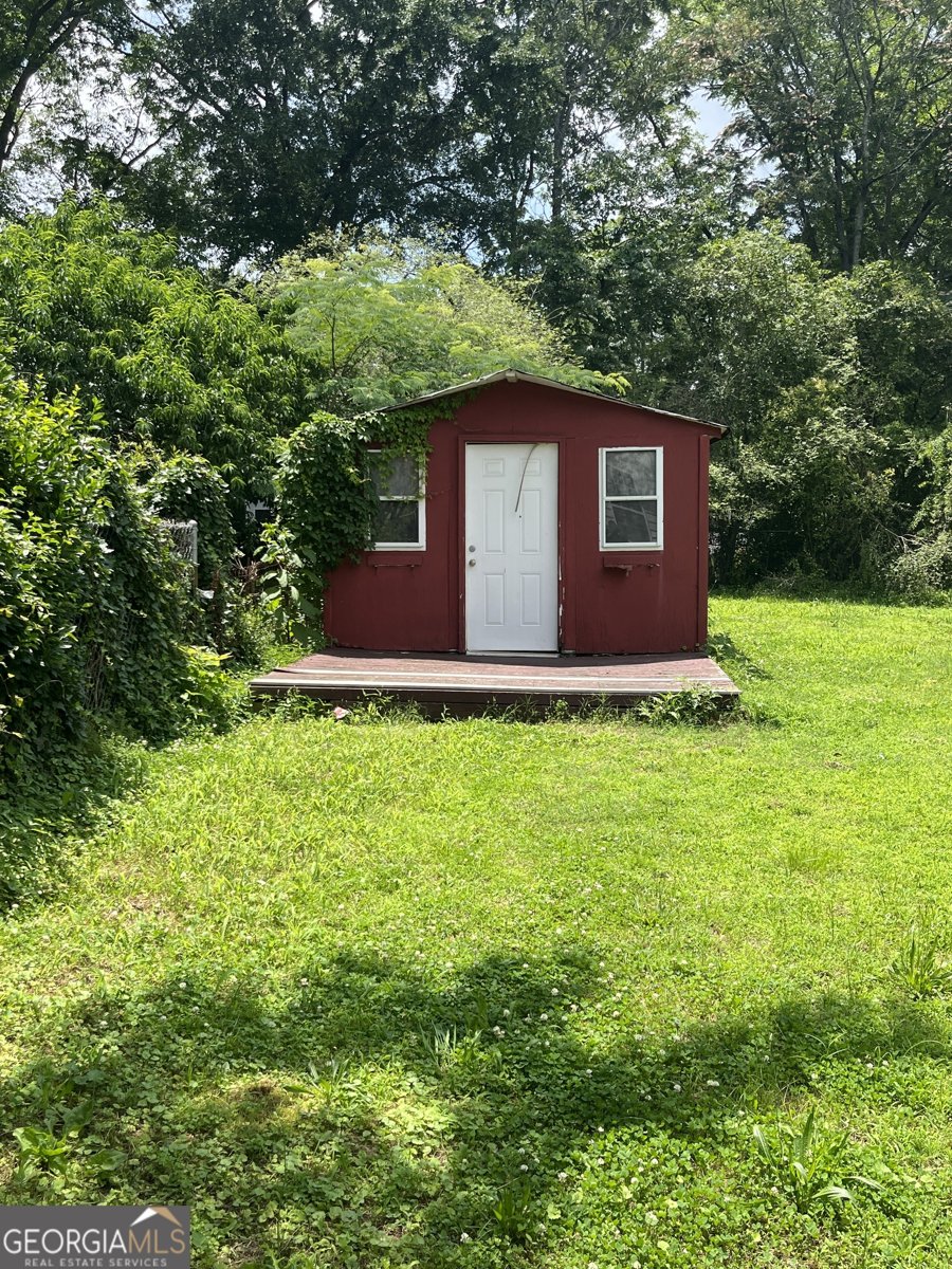 3155 Point Street East Point - 17