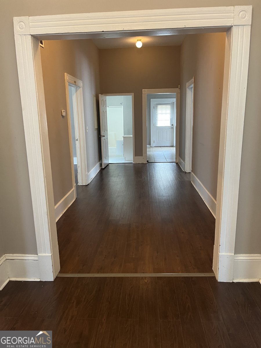 3155 Point Street East Point - 2