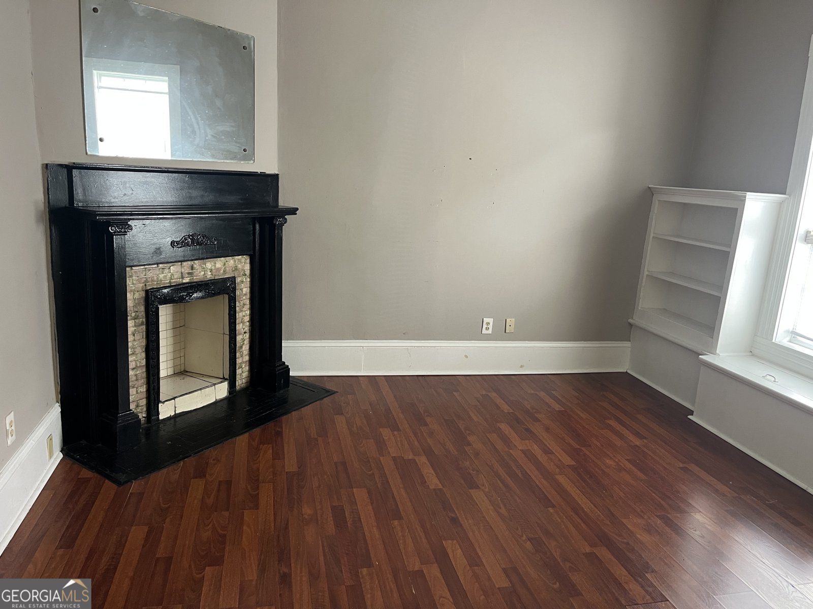 3155 Point Street East Point - 3