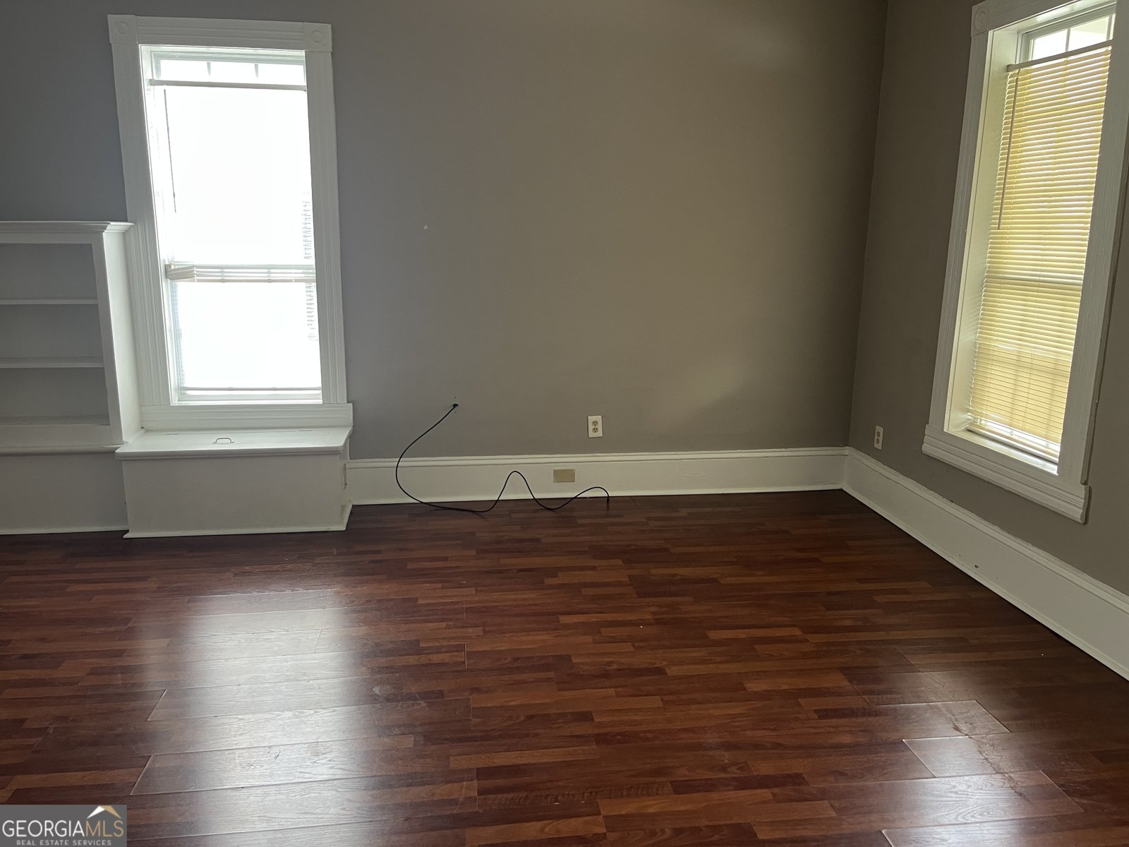 3155 Point Street East Point - 4