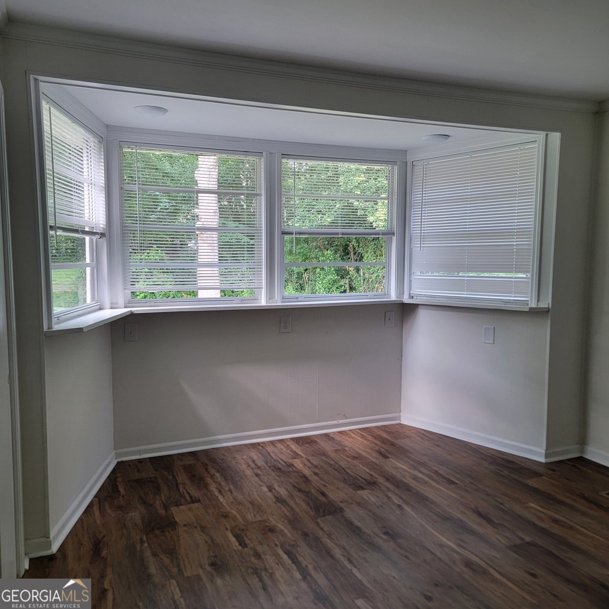 310 5th Street Manchester - 3